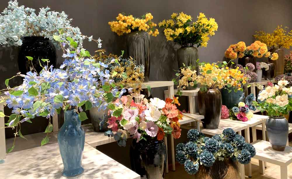 天津德怡：亿星是系统化的ERP，针对仿真花行业非常专业，帮助我们很多。